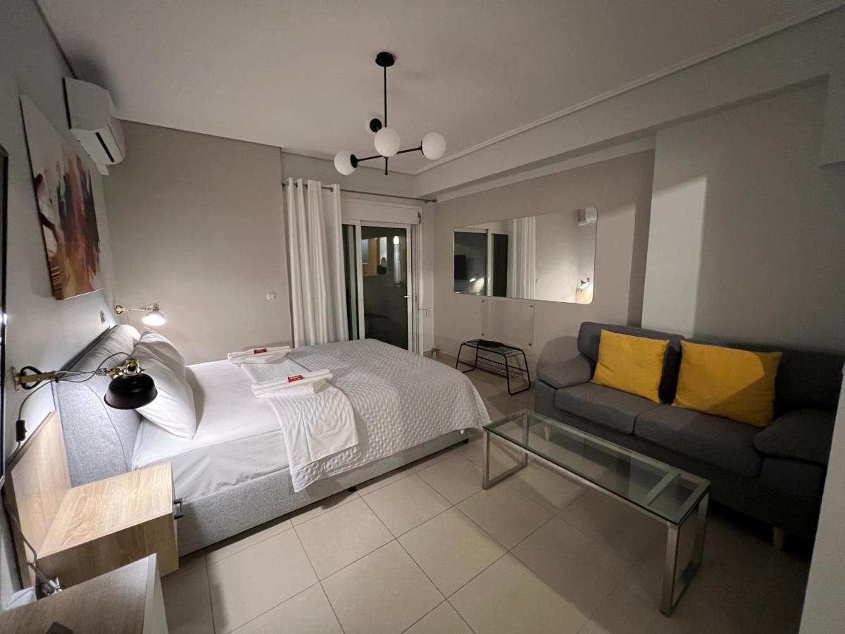 City House Comfort 1 Kalamata Bagian luar foto
